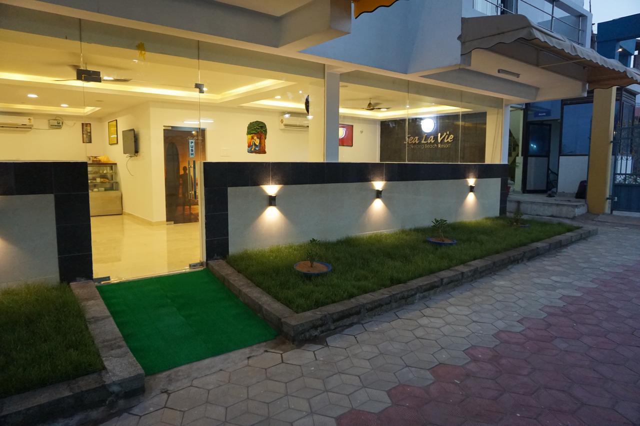 Sea La Vie Covelong Beach Resort Kelambakkam Exterior photo