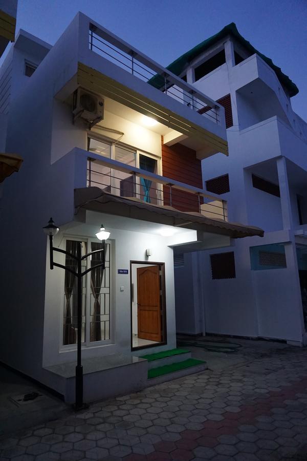 Sea La Vie Covelong Beach Resort Kelambakkam Exterior photo