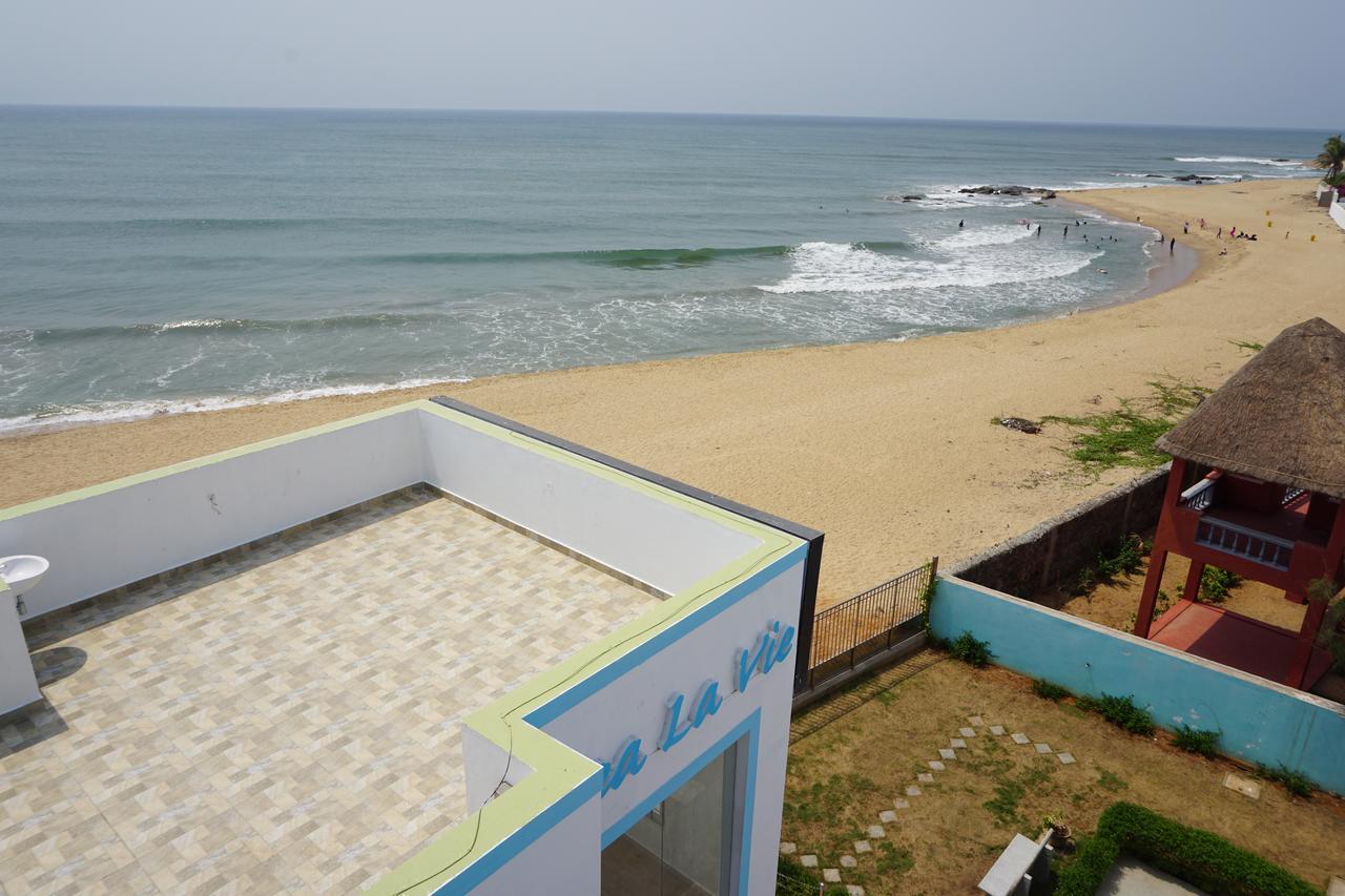 Sea La Vie Covelong Beach Resort Kelambakkam Exterior photo