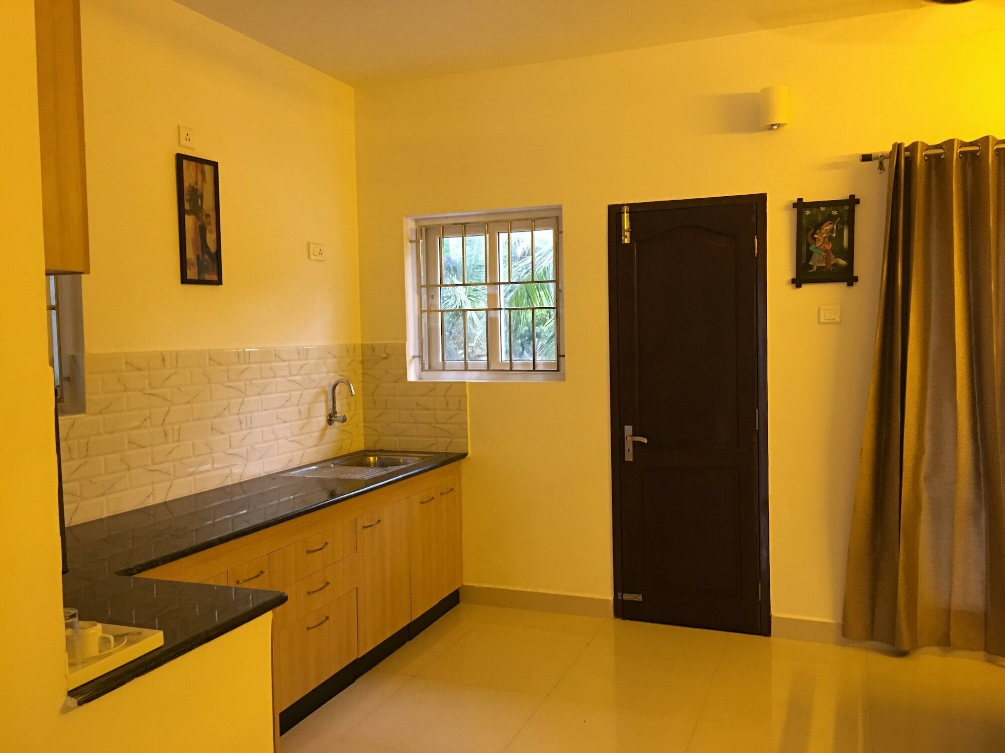 Sea La Vie Covelong Beach Resort Kelambakkam Exterior photo
